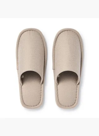Slippers With No Left And Right
