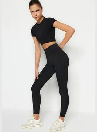 Black Full Length Sporty Tights. TWOAW21TA0029