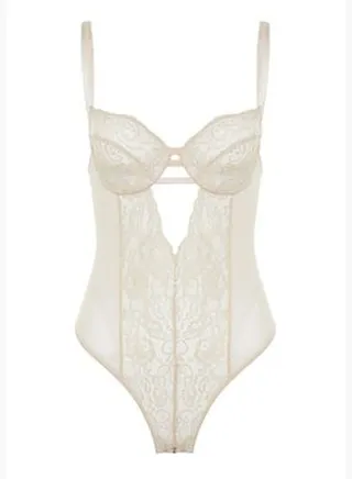 Ecru Lace Window/Cut Out Detailed Body With Snap Snap