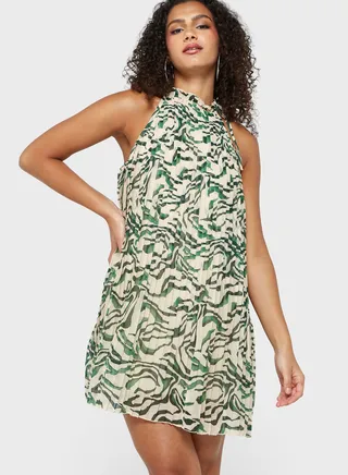 Halter Neck Pleated Dress