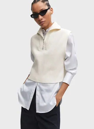 Turtle Neck Knitted Gilet