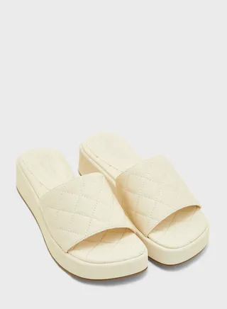 Nalaa Platform Sandals