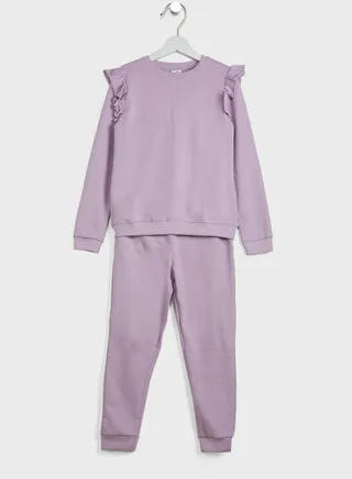 Sweatshirt With Frills & Joggers Set