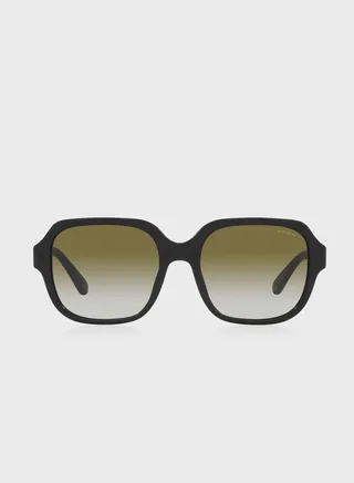 0Hc8335U Oversized Sunglasses