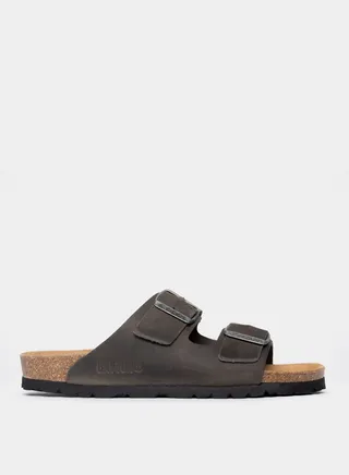 Atlas Flat Sandals