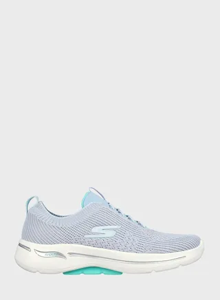 Go Walk Arch Fit