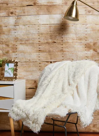 Cream Faux Fur Blanket 200cm X 220cm