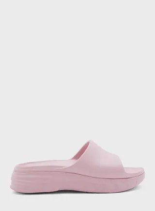 Yassi Sandals