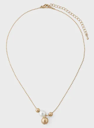 Pearl Pendant Necklace