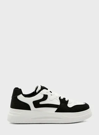 Detailed Chunky Sneaker