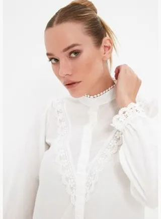 White Lace Woven Cotton Shirt with Lace TWOAW21GO0077