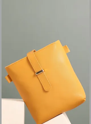 Solid Casual Regular Sling Bag with Zip Lock For Women