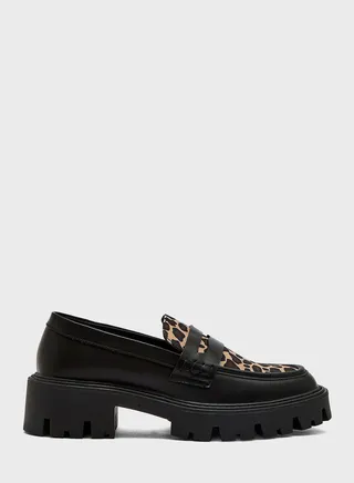 Lace Up Low Top Sneakers