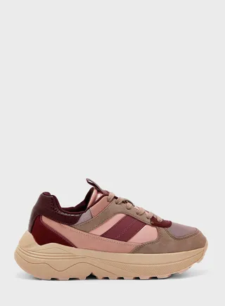 Sylvie-9 Low Top Sneakers
