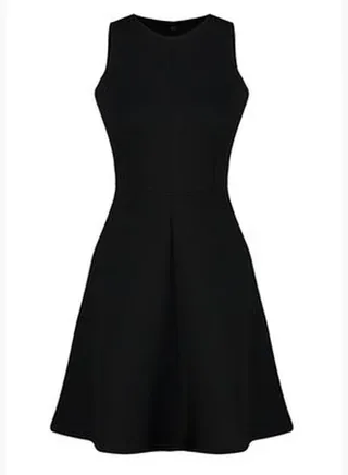 Black Zero Sleeve Skater/Waist Pattern Knitted Midi Dress
