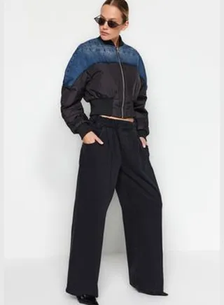 Black Elastic Waist High Waist Wide Leg Jeans TWOAW24JE00188