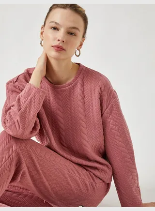 Textured Long Sleeve Sweatshirt Crew Neck