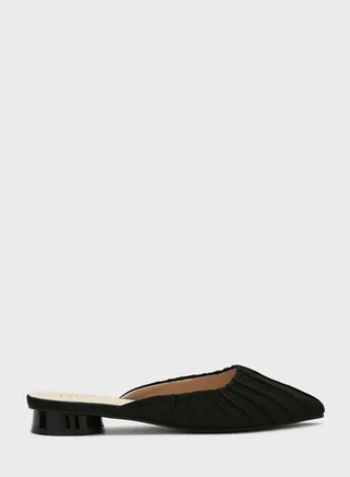 Pointed Slip On Flat Shoe