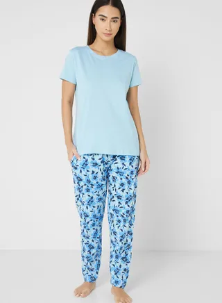 Graphic T-Shirt And Pyjama Set