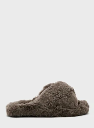 Crossover Fluffy Bedroom Slipper