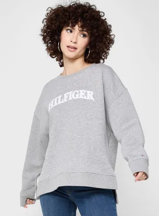 Round Neck Logo Sweatshirt
