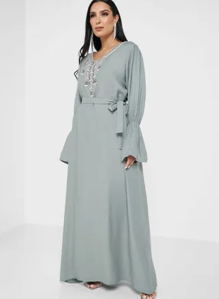 Embroidered Belted Jalabiya