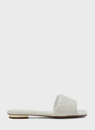 Cleony Flat Sandals