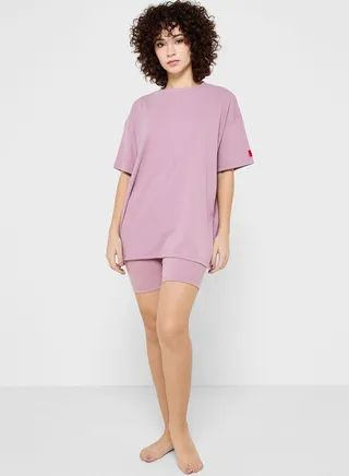 Logo Round Neck T-Shirt & Pyjama Set