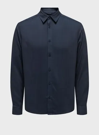 Essential Slim Fit Shirt
