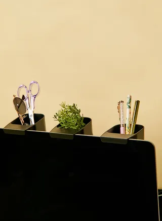 Screen Storage Pot