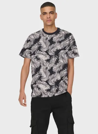 Leaf Print Crew Neck T-Shirt