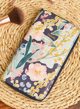 Eden Travel Wallet