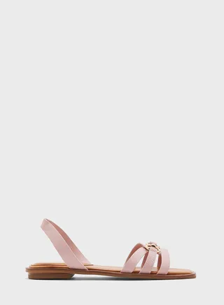 Valamaever Flat Sandals