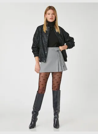 Bowtie Detail Pleated Mini Skirt