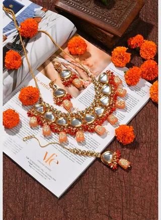 Gold Plated Kundan Beaded Necklace, Earrings and Maang Tikka Set