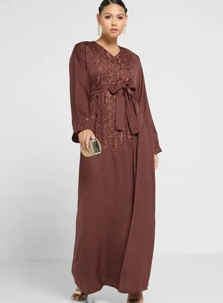 V-Neck Embroidered Jalabiya