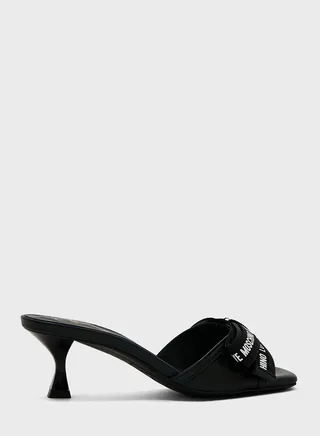 Love Bow Sandals