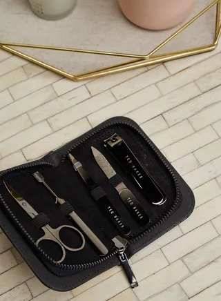 Garyy Croc Effect Manicure Set