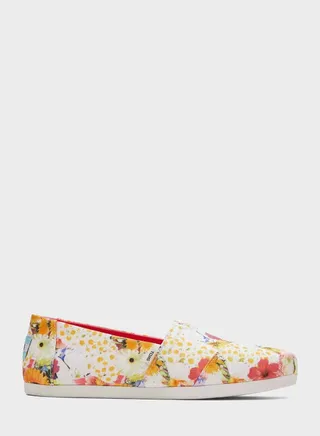 Essential Slip Ons