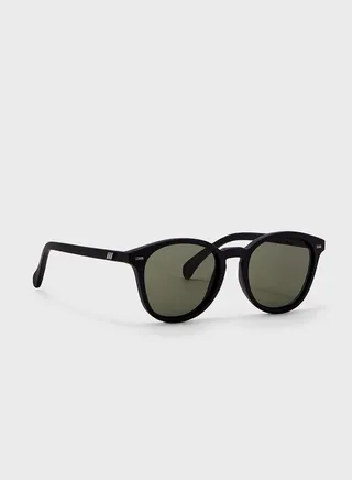 Bandwagon Shape Sunglasses