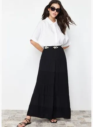 Black Basic Lined Plain Weave