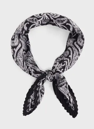 Pleated Paisley Silky Scarf