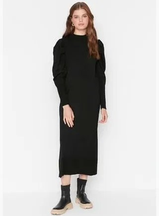 Black Crew Neck Sweater Dress With Pleated Shoulders TCTAW23EB00047