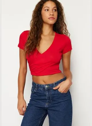 Red Fitted/Situated Double Breasted Neck Crop Viscose Stretch Knit Blouse TWOSS22BZ0536