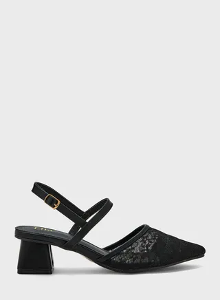 Lace Pumps - Black