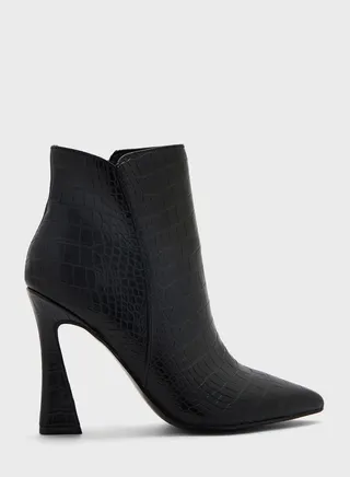 Pointed Tow High Heel Ankle Boot