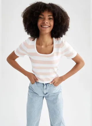 Fitted Short Sleeve Striped Crop Top