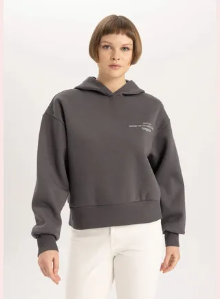 Woman Hooded Knitted Sweatshirt