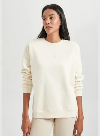 Woman Crew Neck Long Sleeve Knitted Sweatshirt