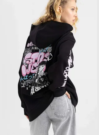 Woman Oversize Fit Hooded Knitted Sweatshirt